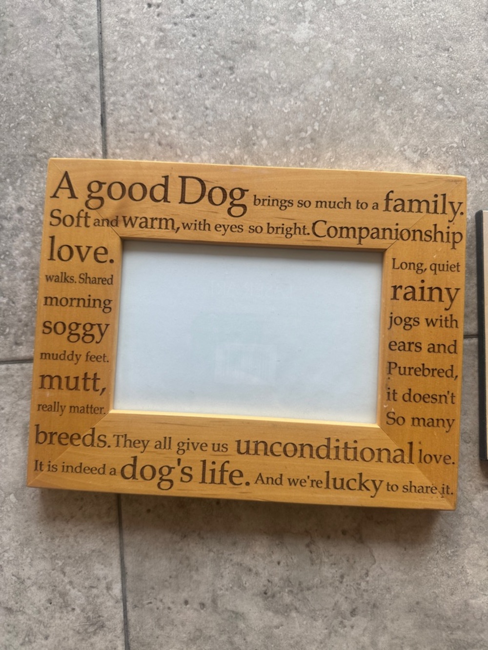 Two dog themed photo frames. - Picture 3 of 7